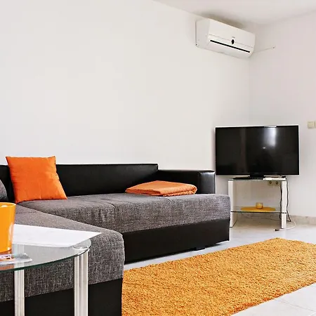 Apartman Ada Zára