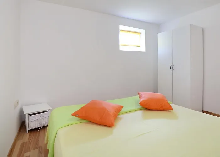 Ada Appartement *