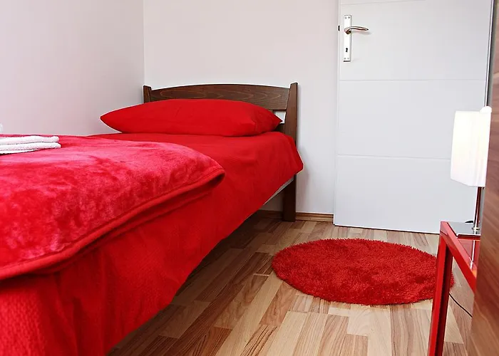 Apartman Ada *